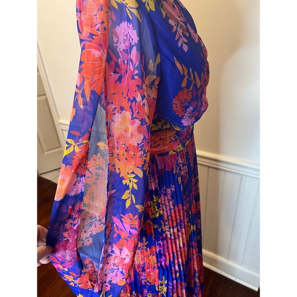 Sienna Blue Floral Pleated Maxi Dress Long Sleeve V-Neck Shimmer NWT chiffon 6 - Picture 11 of 12